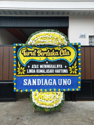 Papan Bunga Duka di Dander